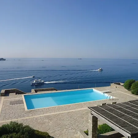 Elegant In With Veranda And Balcony Villa Páros
